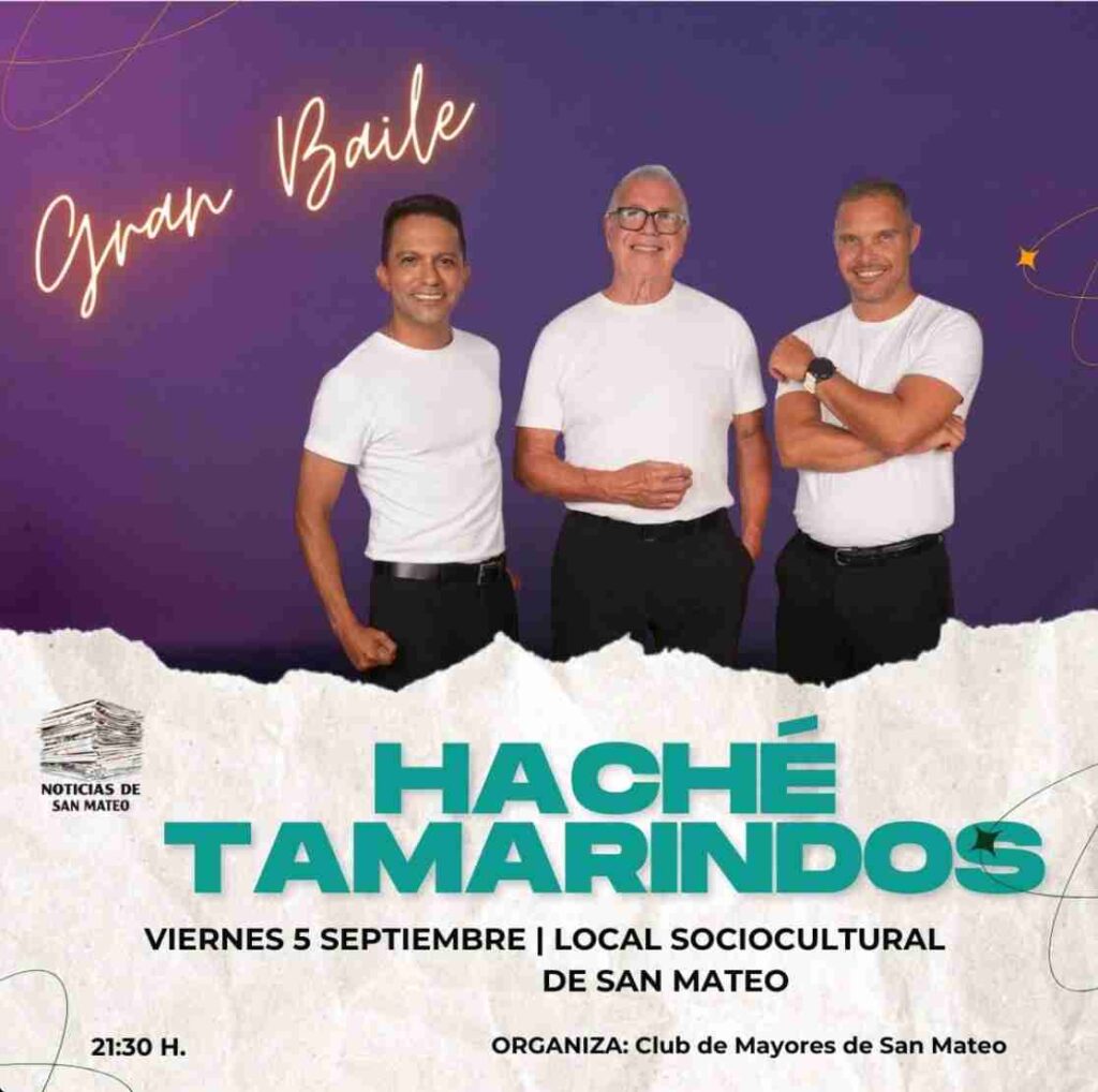 Baile del Club de Mayores de San Mateo en el Local Sociocultural de Vega de San Mateo, Gran Canaria.