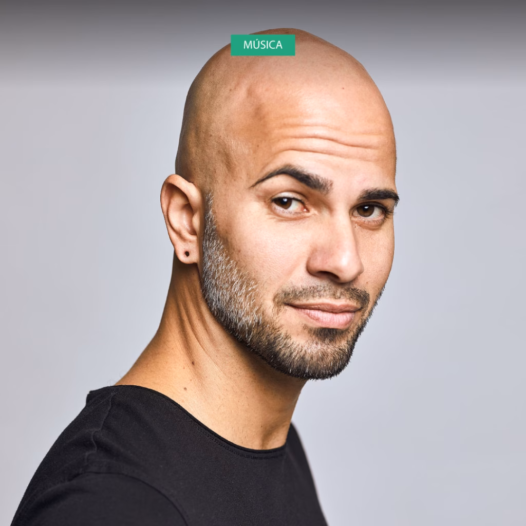 Teatro y música ‘MÁS ALLÁ DEL PASILLO’ con IVÁN TORRES en el Teatro Guiniguada, Las Palmas de Gran Canaria.