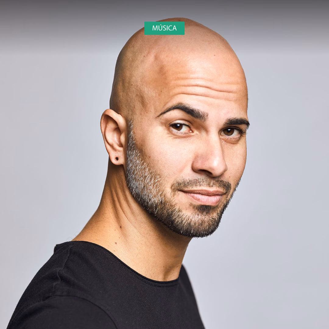 Teatro y música ‘MÁS ALLÁ DEL PASILLO’ con IVÁN TORRES en el Teatro Guiniguada, Las Palmas de Gran Canaria.